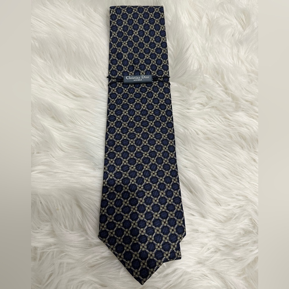 Christian Dior tie